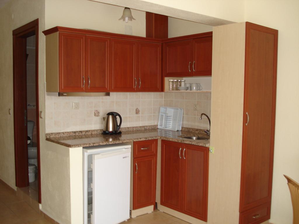 Murat Apart Hotel Icmeler Bagian luar foto
