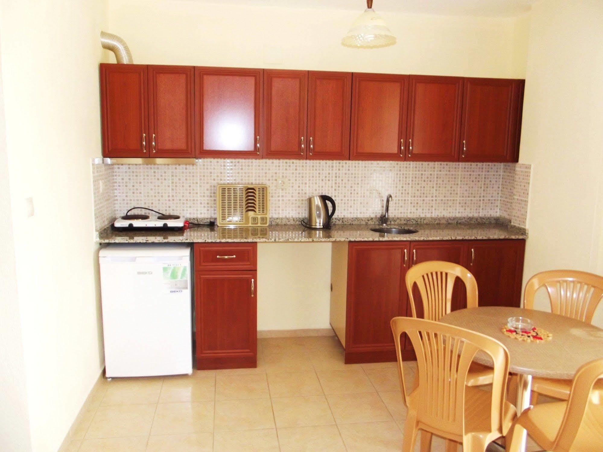 Murat Apart Hotel Icmeler Bagian luar foto